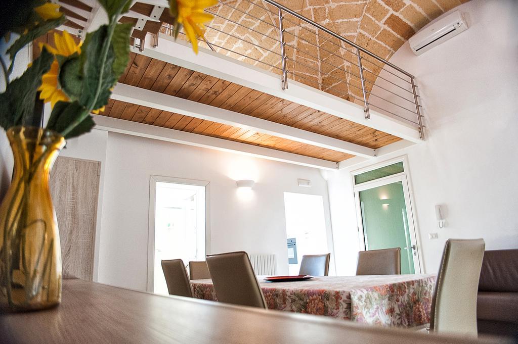 Casa Via Dante Apartment Леверано Екстериор снимка