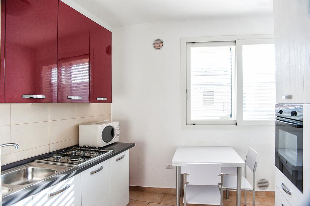 Casa Via Dante Apartment Леверано Екстериор снимка
